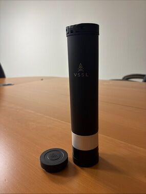 VSSL Compact Black Aluminum flask with blue tooth speaker